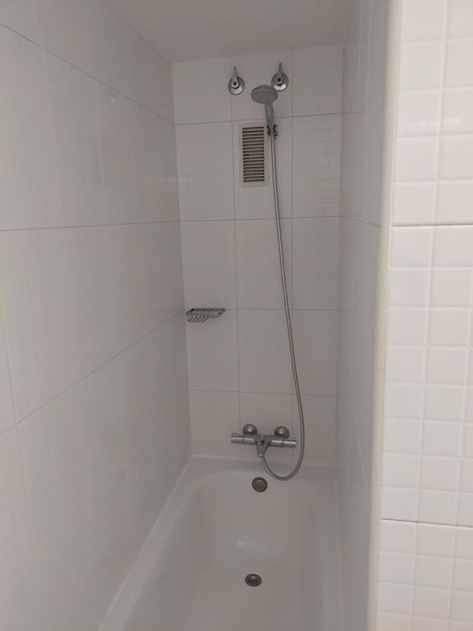 Luxury Apartment Accommodation, Next To Beach & Train Station 칼레라 외부 사진